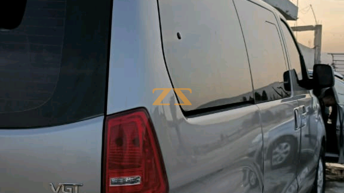 فان ستاريكس سياحي