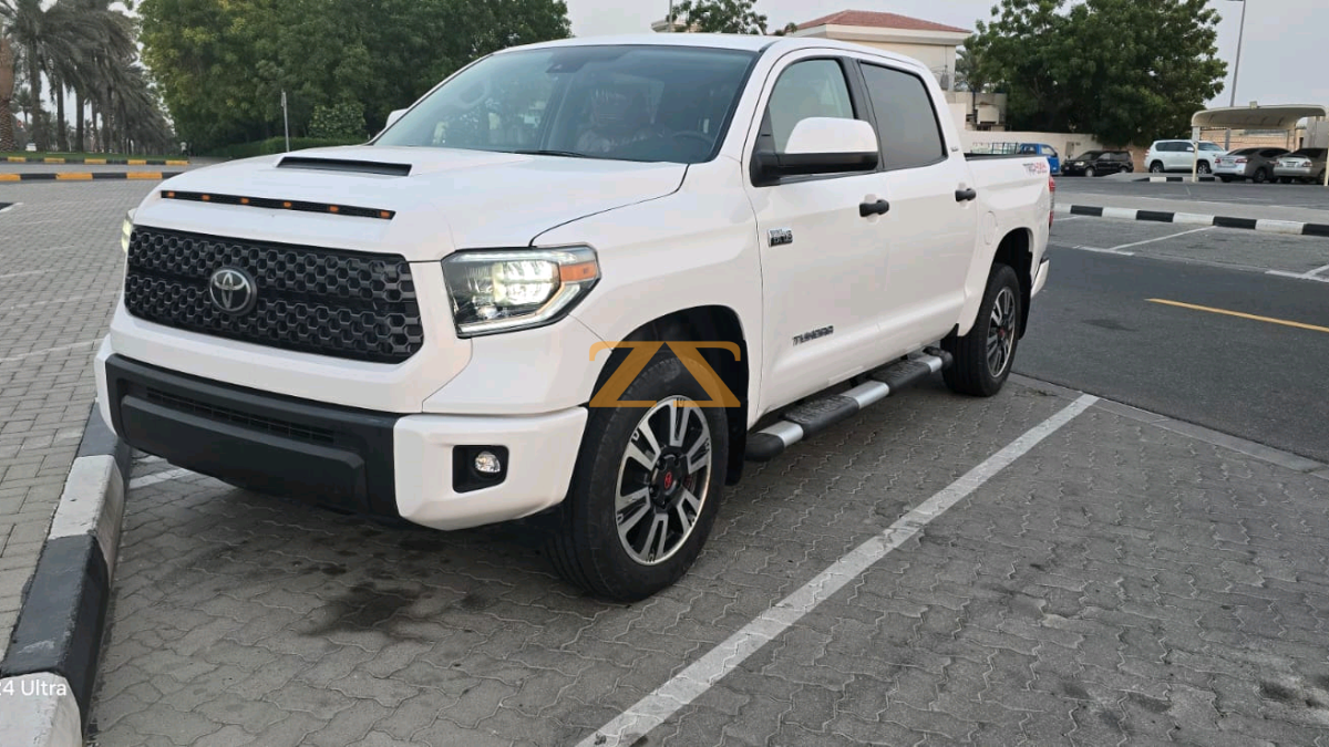 TOYOTA TUNDRA